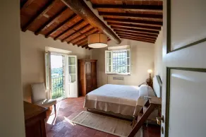 Charming country house on the hills north of Lucca with stunning view - Image 3