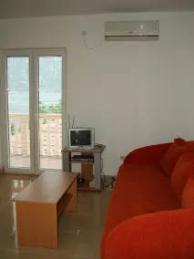 Frontline Apartment with Fantastic Views and Parking on Kotor Bay - Image 5