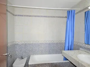 Ground Floor Apartment with Garden, Pool, A/C, BBQ, Near Beach - Image 2