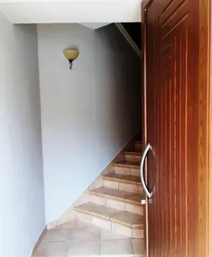 Very spacious and well-lit corner 3 bedroom apartment in Marsaxlokk, sleeps 6 - Image 3