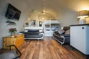 Deluxe Glamping Pod with Hot Tub - Image 4