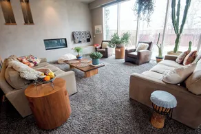 Luxury Art House Estate • Family Reunions • Pool • Game Room • Near Red Rocks,DU - Image 3