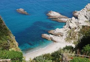 Casa Antonia, for 4 people, with sea view and access to the beach - Image 3