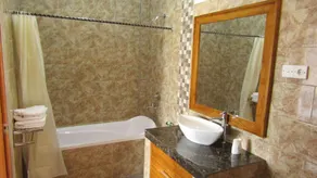 Grand Raka Homestay - Image 4