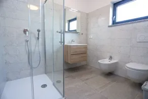 Villa Jacky in Poreč for 8 people with private pool just 900 meters from sea - Image 3