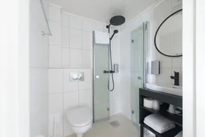 Grønnbuene Rorbu Hotel - Image 4