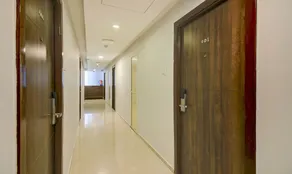 OYO SilverKey 43263 Hotel Aura Malad West - Image 5