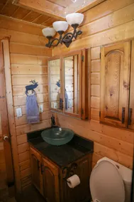 Schöne Hütte auf 10 Hektar großen Pferderanch - River Front - Image 2
