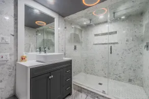 Charming  4BR/2B Home - 5 min from airport, world-class dining & Entertainment V - Image 3