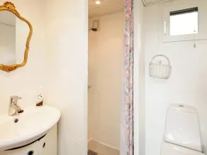 4 person holiday home in Struer - Image 4