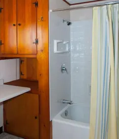 Winey Duck Cottage: \"Pet Friendly Contemporary w / Hot Tub på Seneca Wine Trail - Image 5