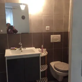\"La Verrerie: A Comfortable Apartment\" - Image 4