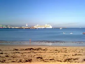 Bern in Coruña Strand - Image 4