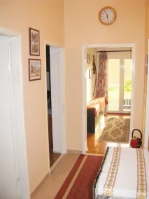 waterfront apartment family friendly, ground level - Image 5