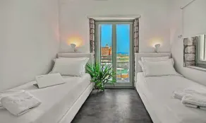 Vista Mare Villas - Image 4