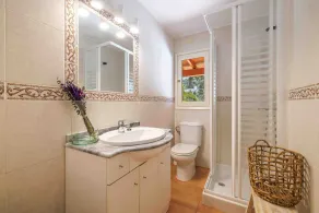 VILLA REINA - Image 4
