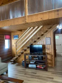 Lake Winnebago waterfront 3 bedroom Log home on a private lot with a great view! - Image 3