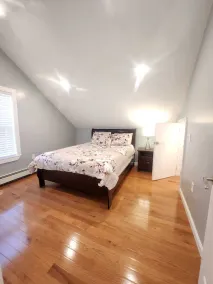 Newly updated 3 bedrooms luxury house - Image 5