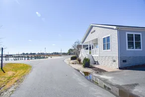 Spectacular home - waterfront, private beach, pools, family fun, pet friendly - Image 5