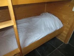 Hyggeligt og rustikt sommerhus plus husbåd på vandet - Image 4
