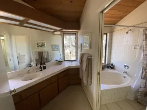 Private Ranch with Endless View! - Image 2