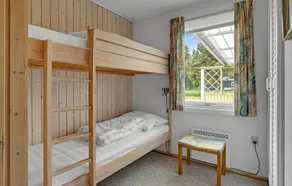 2 Bedroom Awesome Home In Juelsminde - Image 3