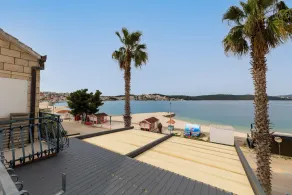 Villa Okruk-10 meters away from the beach - Image 3