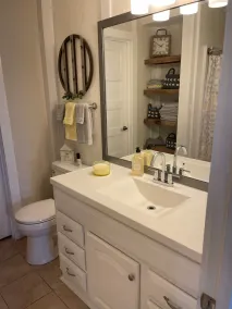 Easy drive to Covington square. Safe gated property. - Image 3