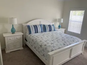 Brand New! 4 Bedroom 3-1/2 bath beach house.  Large rear yard and patio! - Image 4