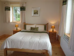 Traditional style cottage free WiFi short walk from Reenroe Beach Ballinskelligs - Image 4