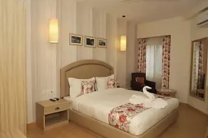 Hotel Mayvillas Luxury Boutique Stay - Image 5