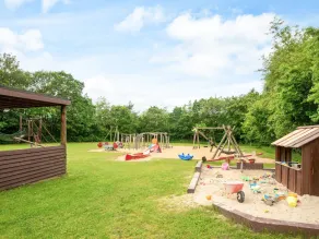 4 person holiday home in Fårvang - Image 2