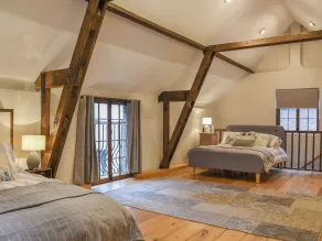1 bedroom accommodation in Sarrett, near Rickmansworth - Image 5