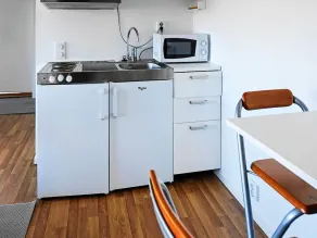 3 person holiday home in Rönnäng - Image 4