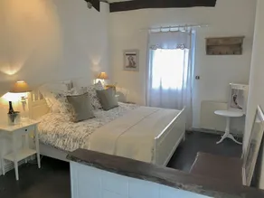 Traditional French house with private pool and gardens. - Image 3