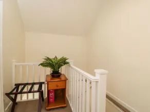 STABLES COTTAGE, pet friendly, character holiday cottage in Bowerhill - Image 3