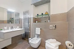 Blue Mermaid of Stresa - Happy Rentals - Image 3