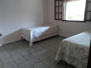 MAISON DE CAMPAGNE, EN COND. FERMÉ SEULEMENT EN FAMILLE. - Image 2