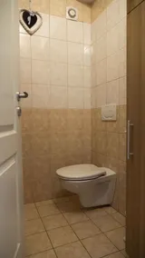 Holiday apartment directly opposite the beach - Image 3