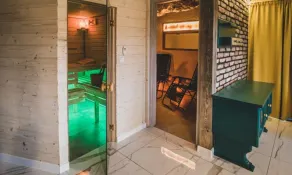 Large holiday home, salt cave, sauna, jacuzzi - Image 3