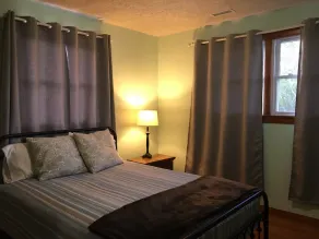 Lynchburg Family Living - close to Liberty University and dining options - Image 5