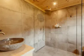Gstaad Lussuoso appartamento con terrazza e vista mozzafiato - Image 4