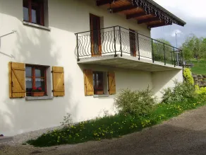 Furnished quiet in an authentic setting in the middle of nature 328 feet high - Image 4