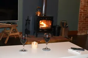 The Barn at Whitehouse Farm 18th century 3 bed Barn- Beautifully converted - Image 3