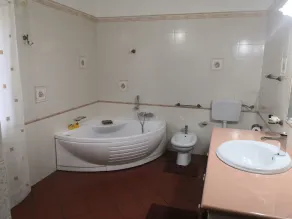 KING VALLEY RESORT - Image 3