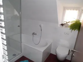 Appartamento con 2 camere da letto - Image 2
