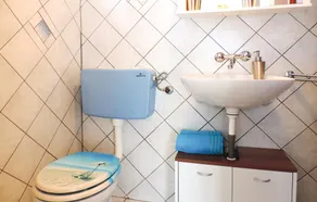 Impresionante casa de 4 habitaciones en Trgetari. - Image 2