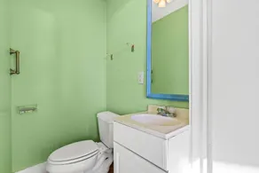 Conch'd Out / 3201 E Beach Drive - Image 2