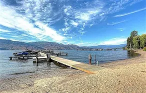 Okanagan Lake Beachfront Penthouse. 2 Bedrooms + den, 3 bath. Boatslip Option. - Image 5