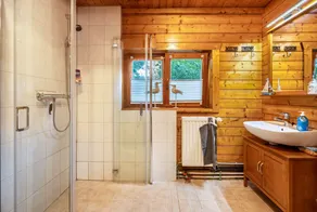 Casa vacanze 'Haus Grün' con terrazza privata, giardino privato e Wi-Fi - Image 3